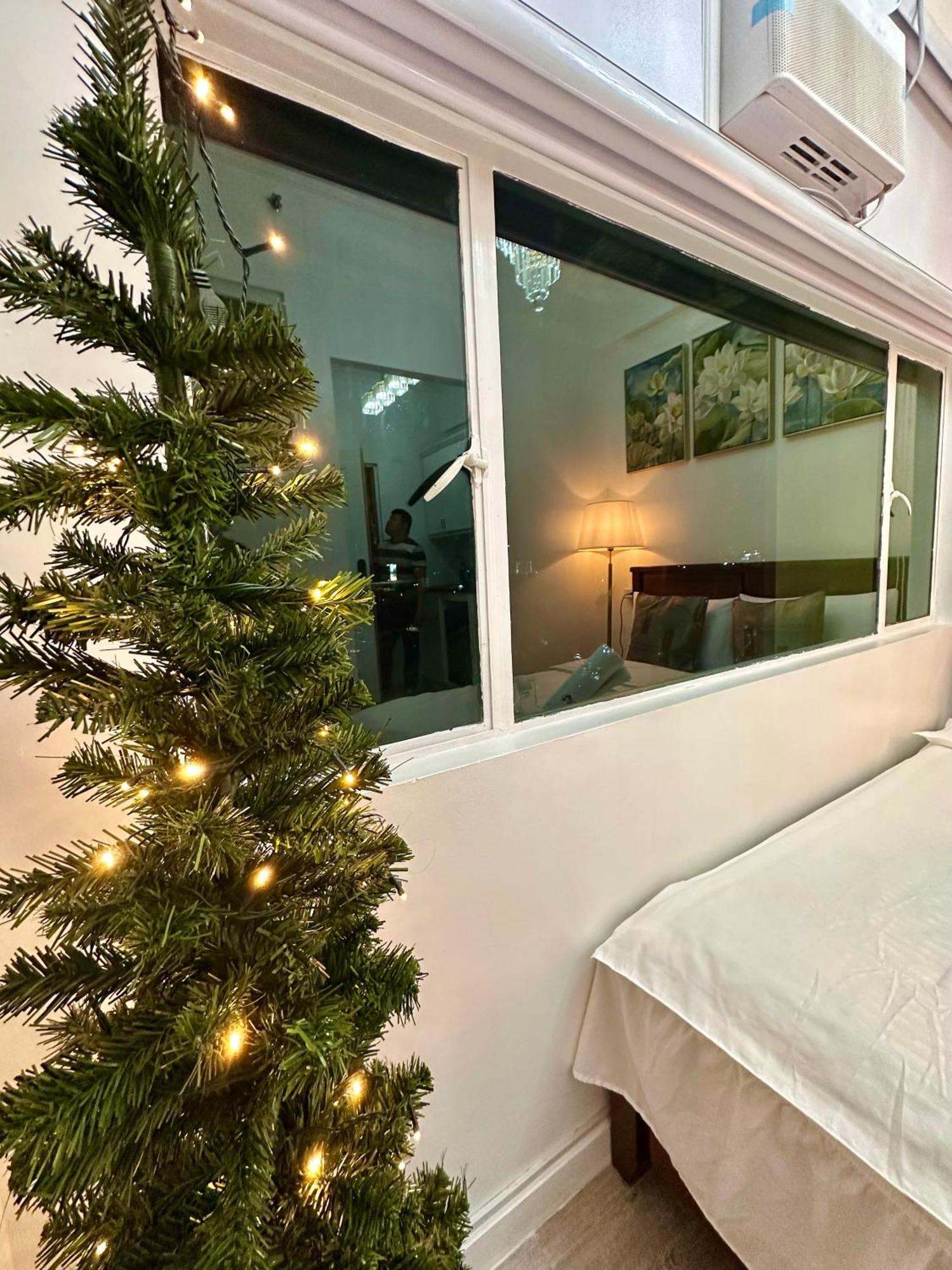 Studio Two Condominium, Alabang - Gold Fiber Wi-Fi -Netflix Ready Muntinlupa City Zewnętrze zdjęcie